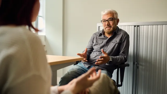 Shaker behandelaar arts uitleg