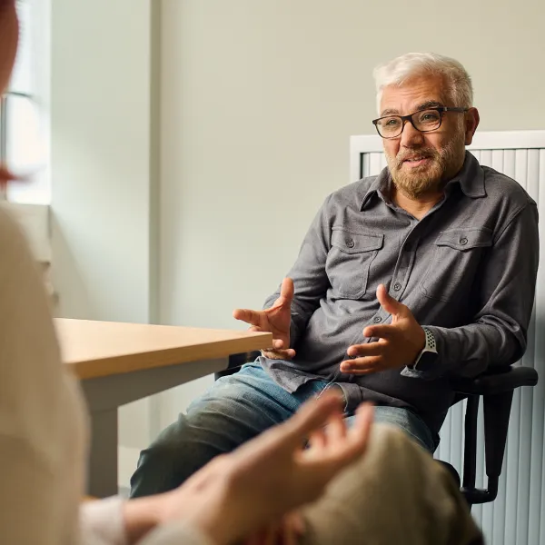 Shaker behandelaar arts uitleg